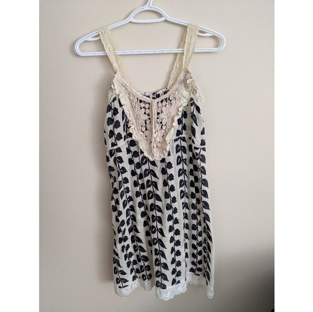 Summer leaf dress